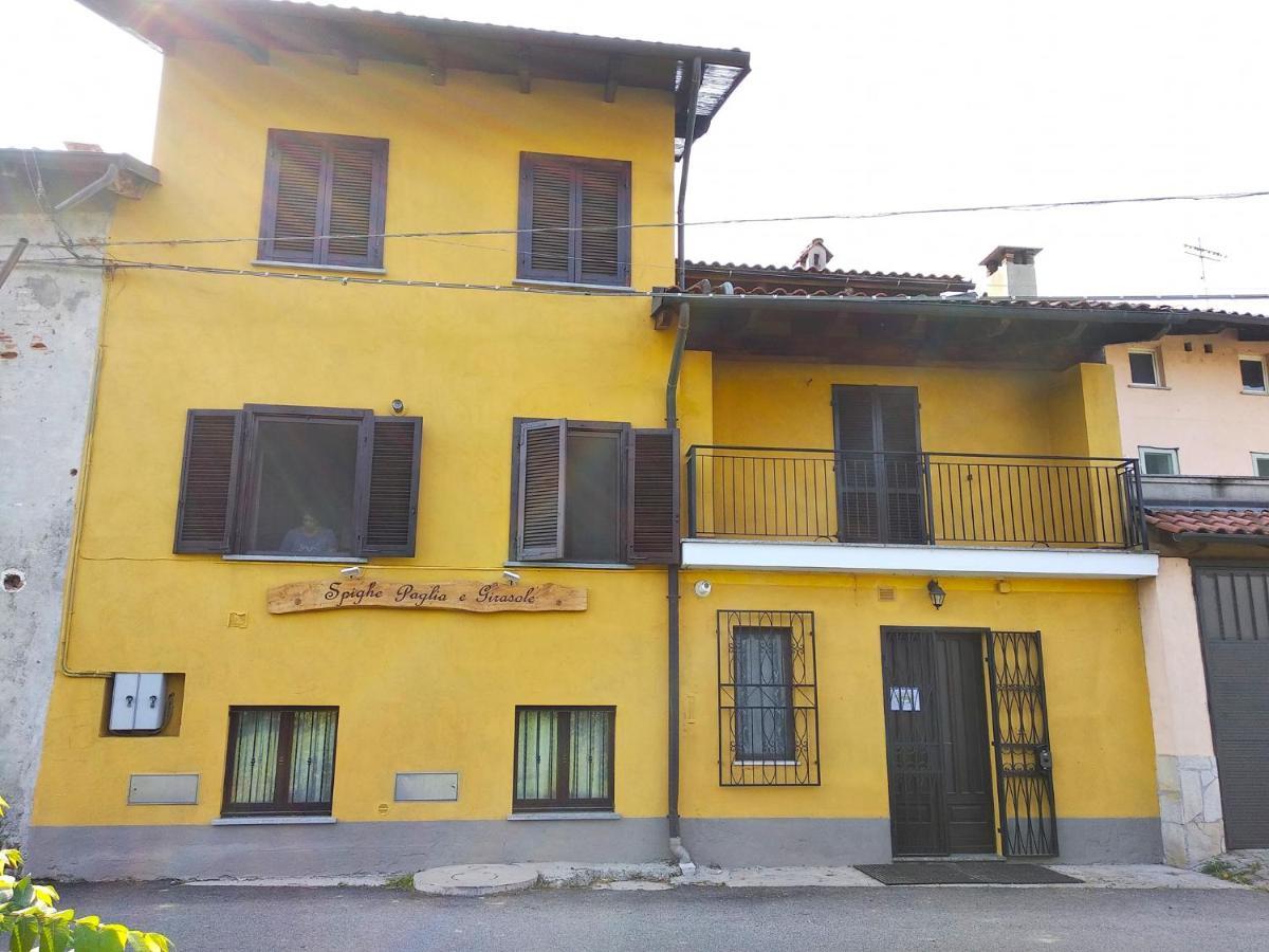 Spighe Paglia E Girasole Bed and Breakfast Candia Canavese Exteriör bild