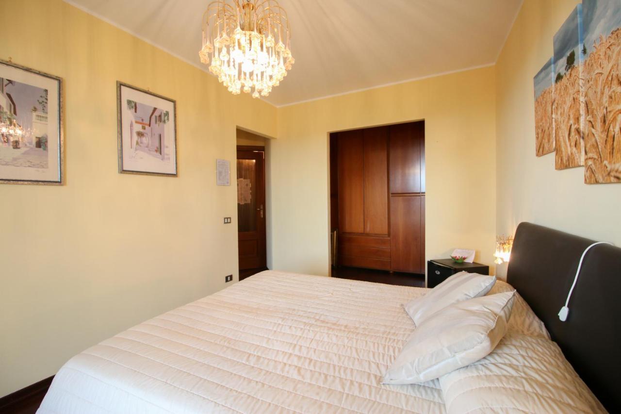 Spighe Paglia E Girasole Bed and Breakfast Candia Canavese Exteriör bild