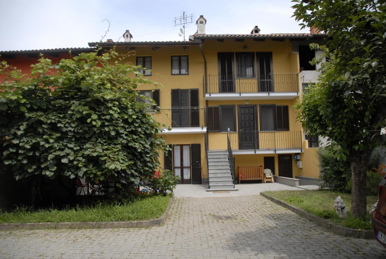 Spighe Paglia E Girasole Bed and Breakfast Candia Canavese Exteriör bild