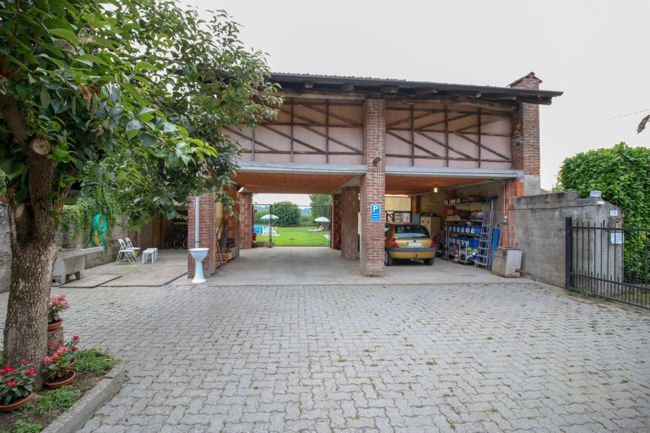 Spighe Paglia E Girasole Bed and Breakfast Candia Canavese Exteriör bild