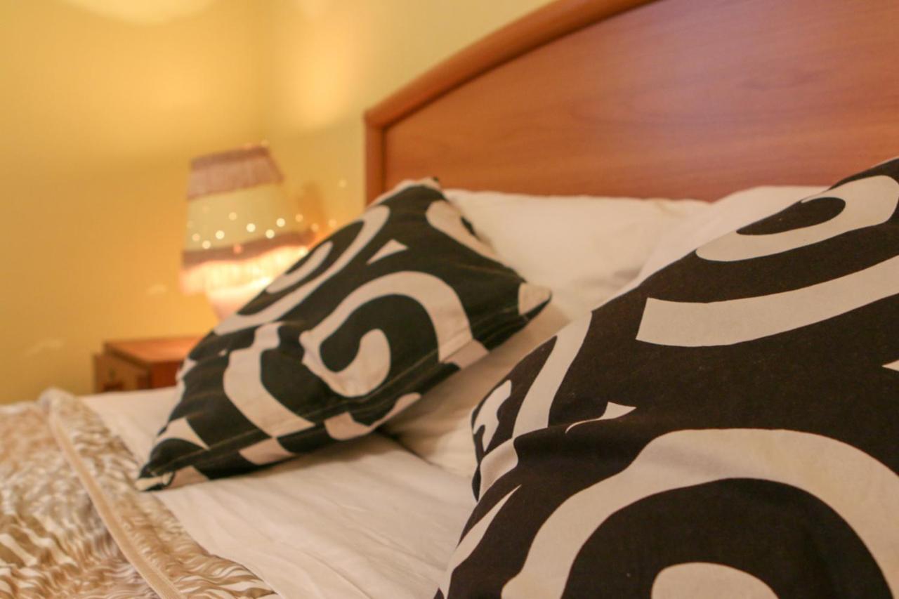 Spighe Paglia E Girasole Bed and Breakfast Candia Canavese Exteriör bild