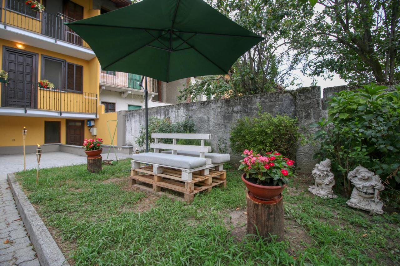 Spighe Paglia E Girasole Bed and Breakfast Candia Canavese Exteriör bild
