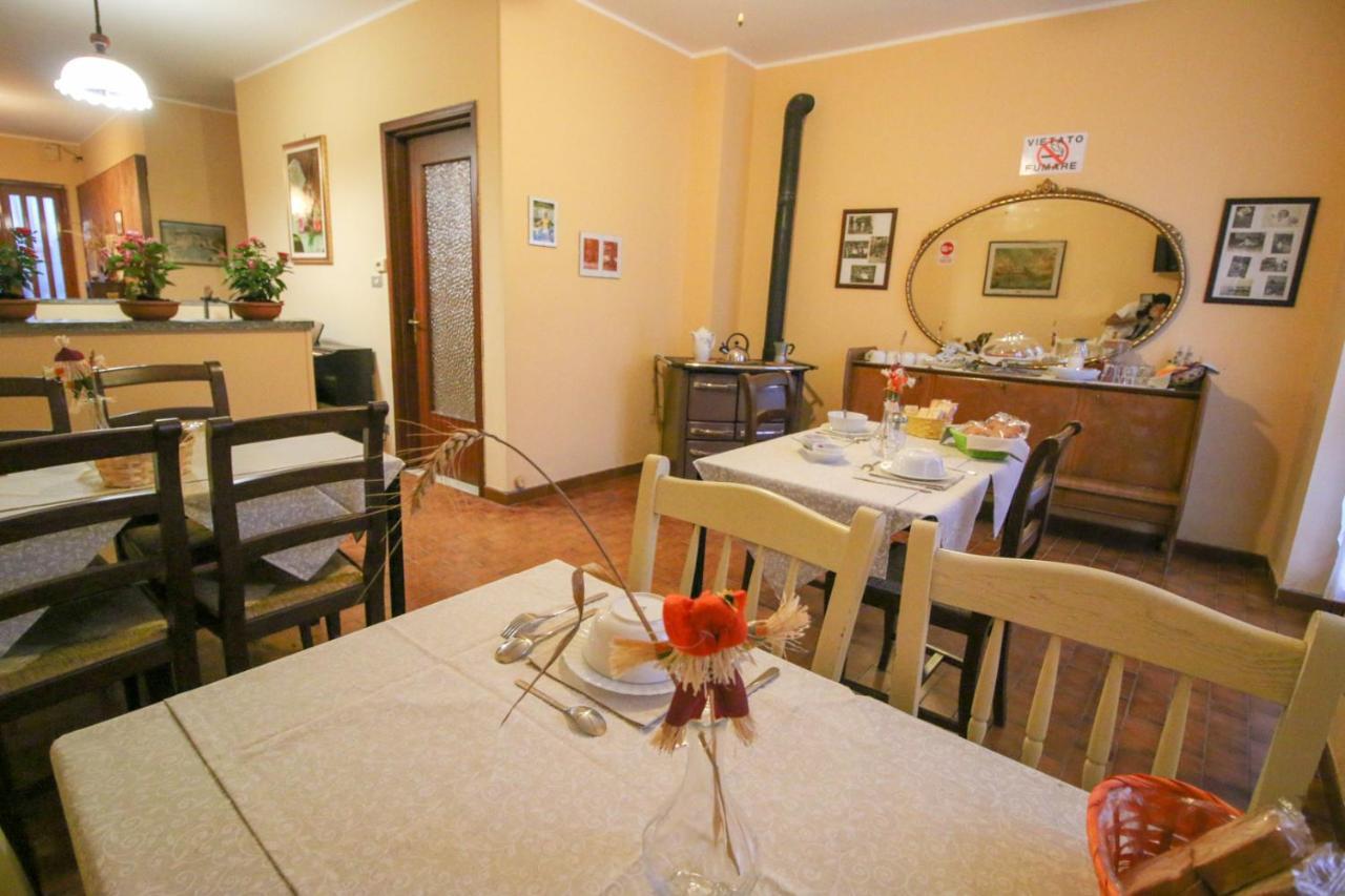 Spighe Paglia E Girasole Bed and Breakfast Candia Canavese Exteriör bild