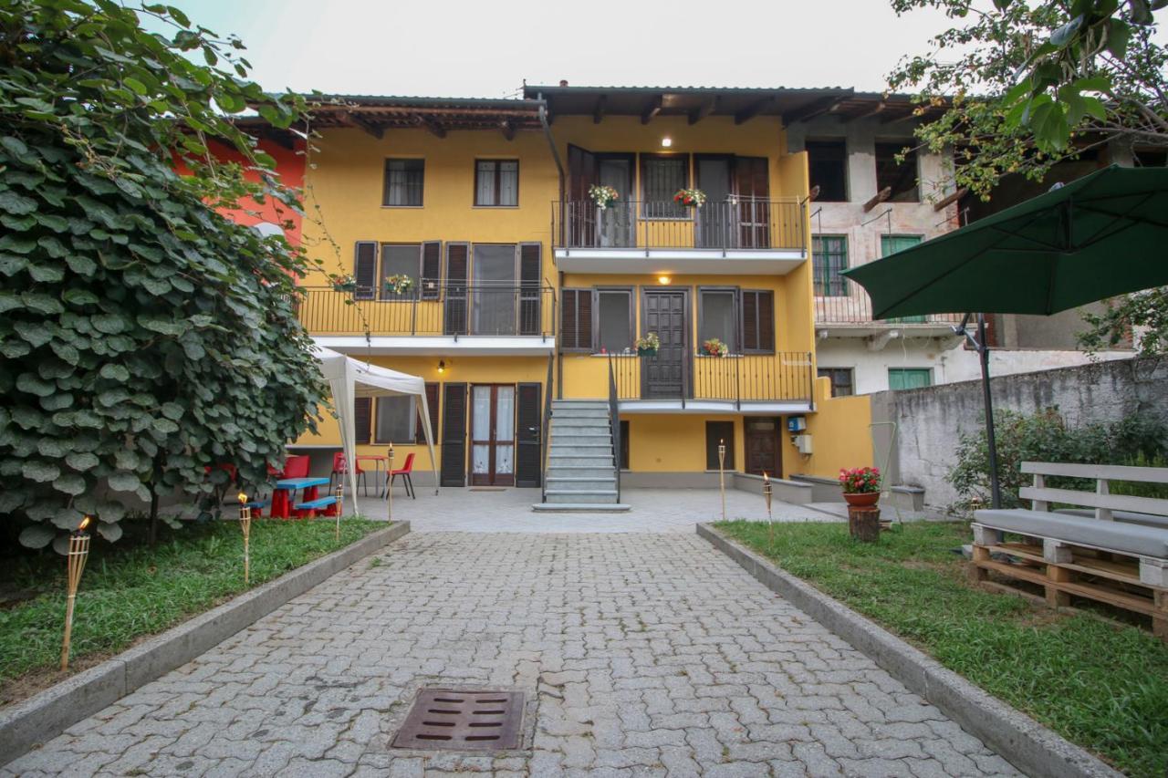 Spighe Paglia E Girasole Bed and Breakfast Candia Canavese Exteriör bild