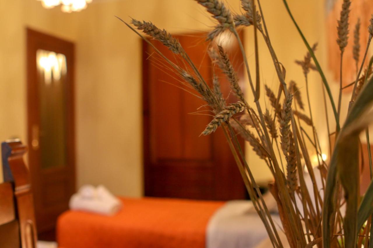 Spighe Paglia E Girasole Bed and Breakfast Candia Canavese Exteriör bild