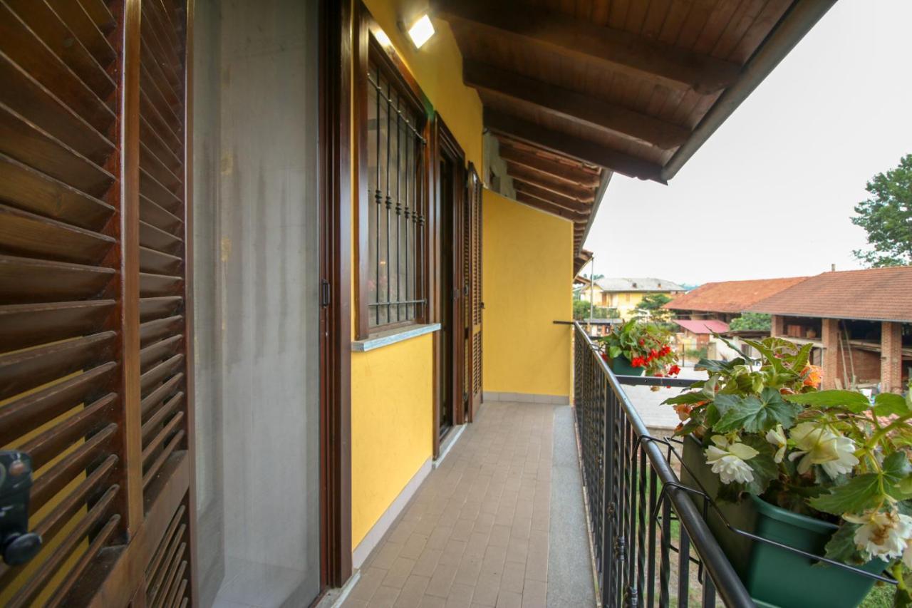 Spighe Paglia E Girasole Bed and Breakfast Candia Canavese Exteriör bild